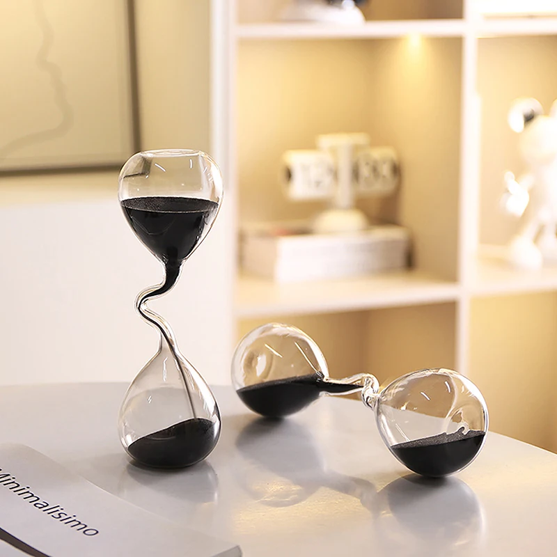 Curve Design Black Hourglass M - Interior Design Years Of School recensione e prezzo
