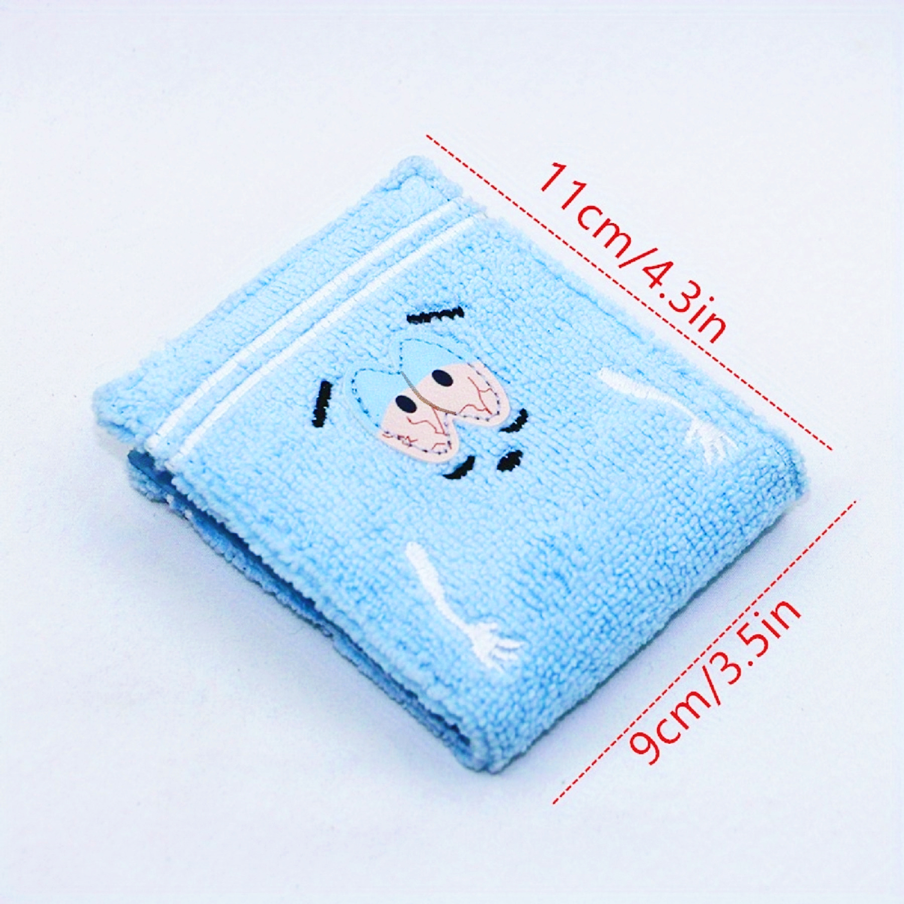 Towel cloth embroidered anime  - Interior Design Id recensione e prezzo
