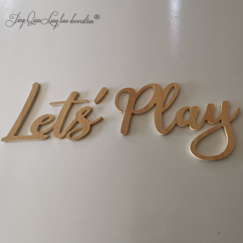 Let's PLAY Wall Sign - Childre - Interior Design Years Of School recensione e prezzo