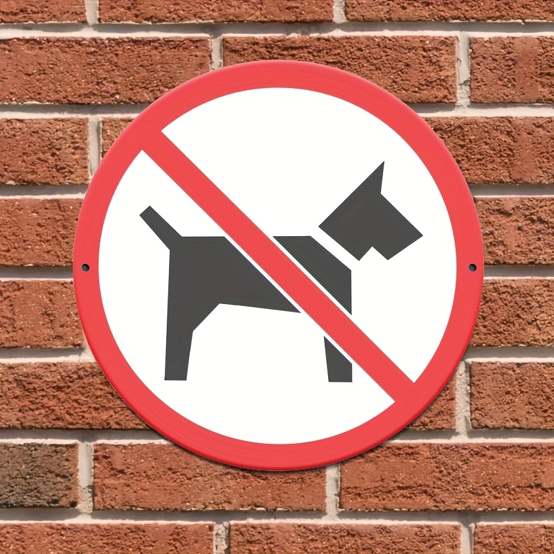Do not bring dogs into the woo - Interior Design Years Of School recensione e prezzo