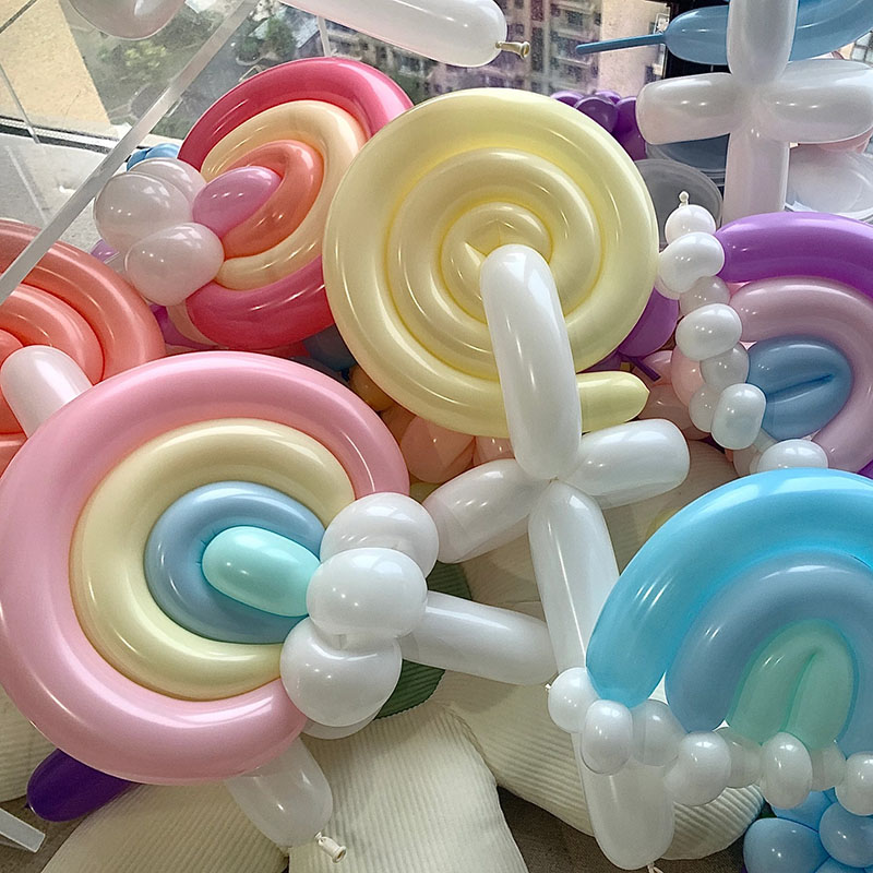 Macaron Long Balloon 1.8g Vers - Interior Design Years Of School recensione e prezzo